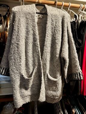 She + Sky Open-Front Gray Bouclé Cardigan with Pockets